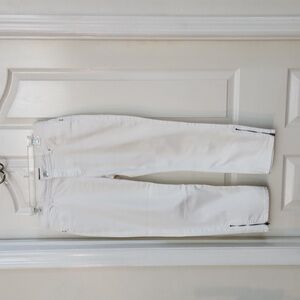 Chico's Women's White Denim Jeans So Slimming Petite Zipper Ankle Sze 1=8 Petite